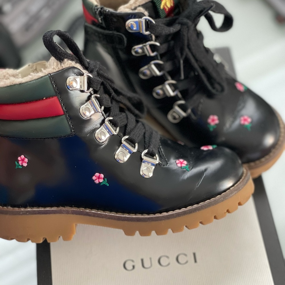 Gucci boots size 24 black leather